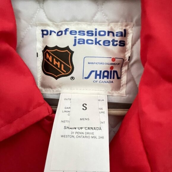 BRAND NEW New Jersey Devils Vintage Jacket - Picture 3 of 4